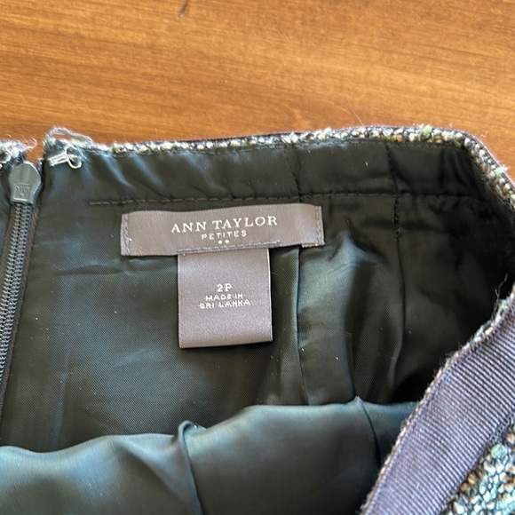 Ann Taylor Factory boucle brown and green skirt - Picture 2 of 4
